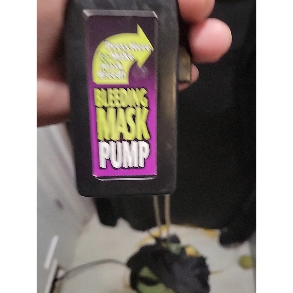 The Unbranded Brand alien cape